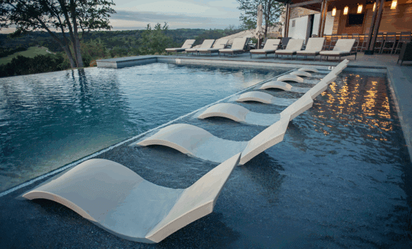 Ledge-Lounger-Signature-Photos_0053_-5733 1.1